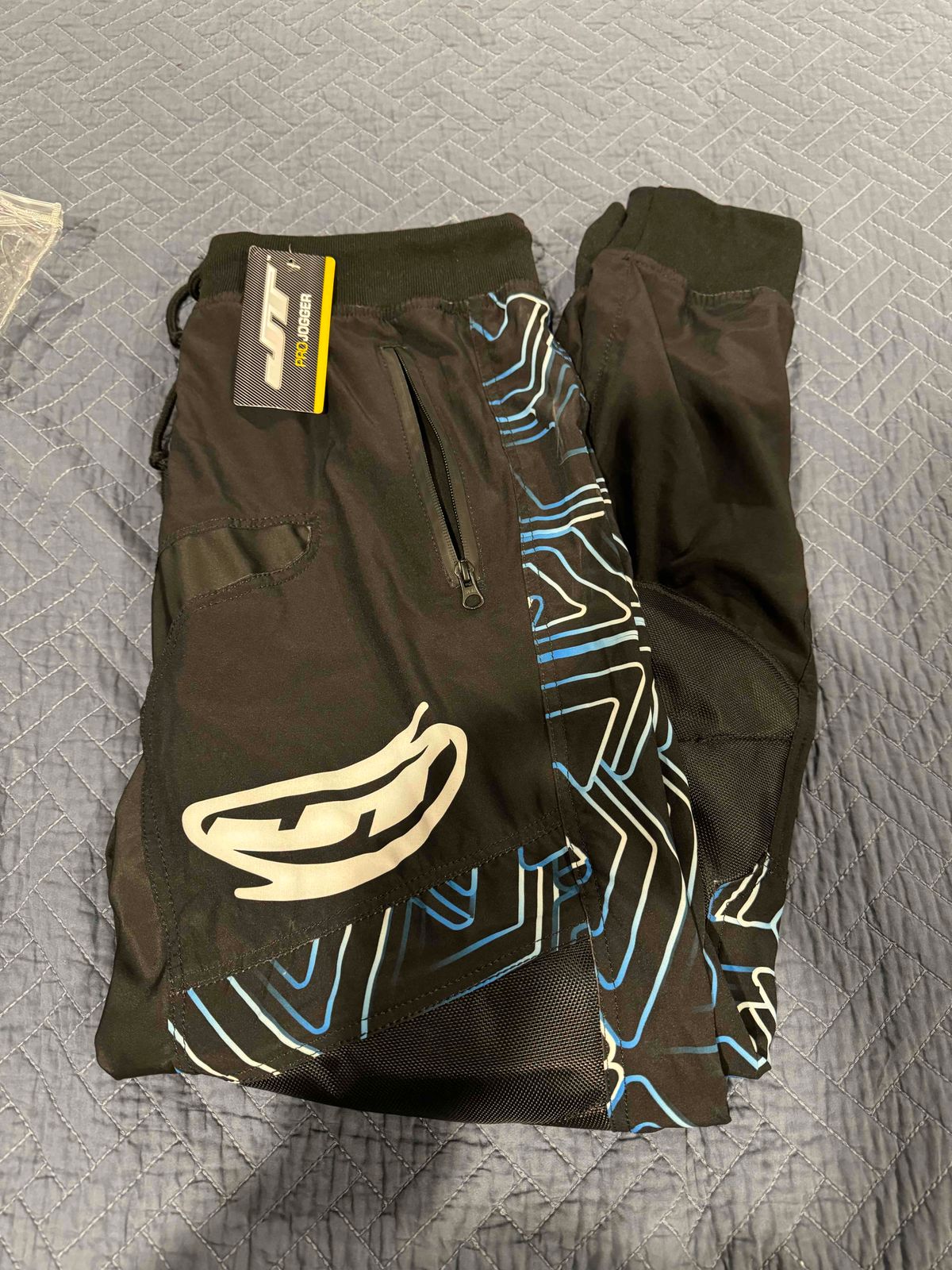 Project joggers 