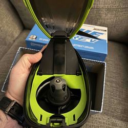 Spire 5 black with lime accents