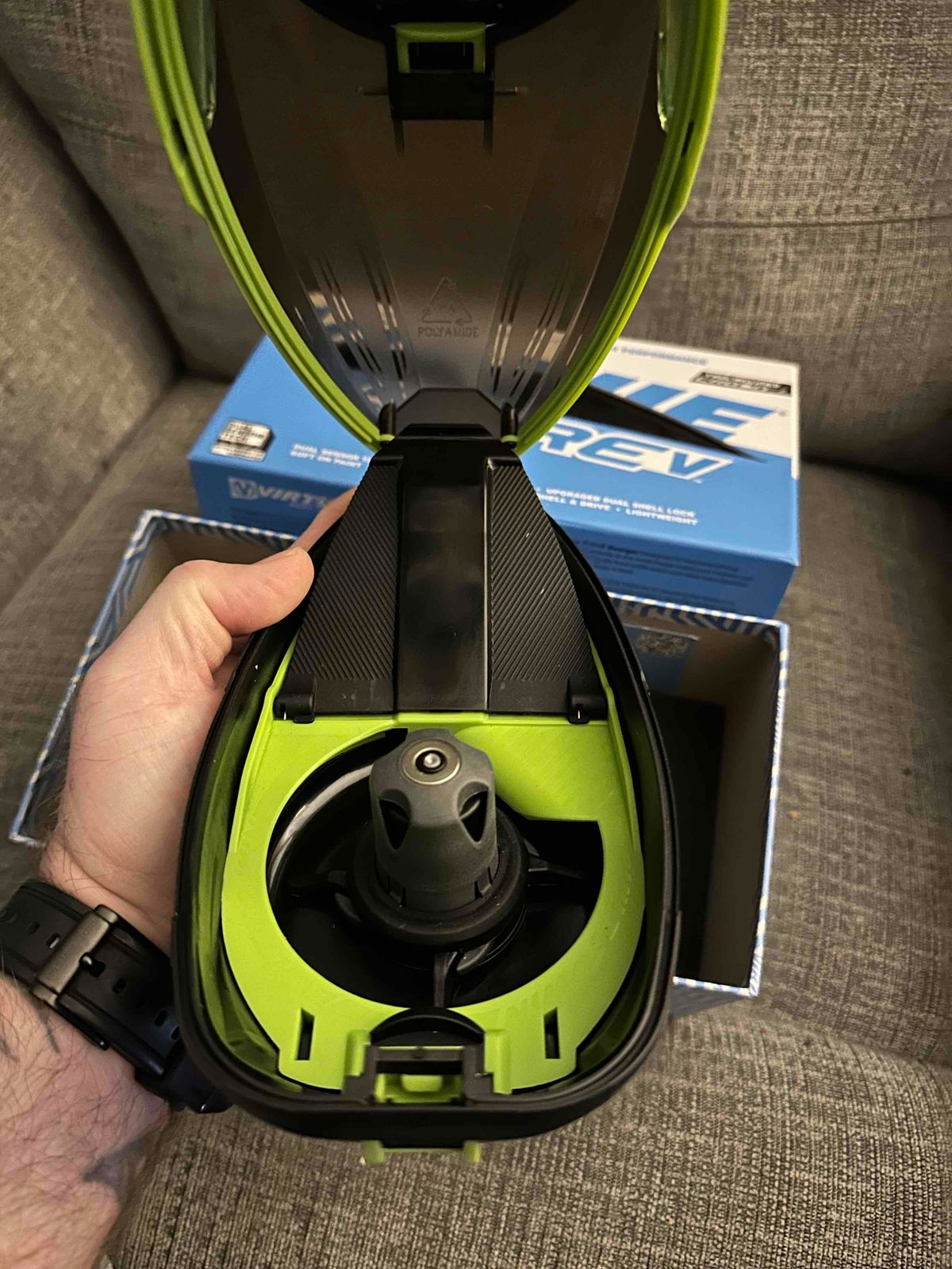 Spire 5 black with lime accents