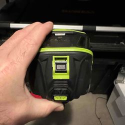 Spire 5 black with lime accents