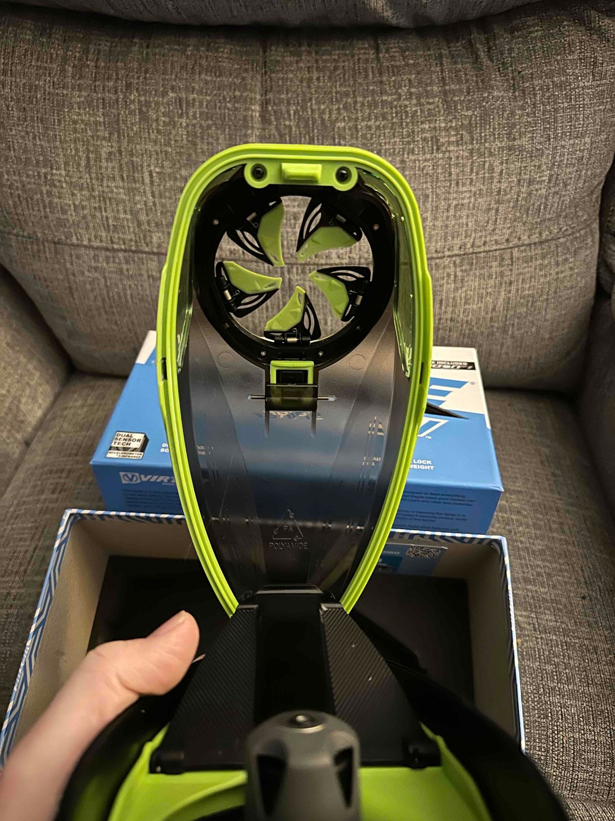 Spire 5 black with lime accents