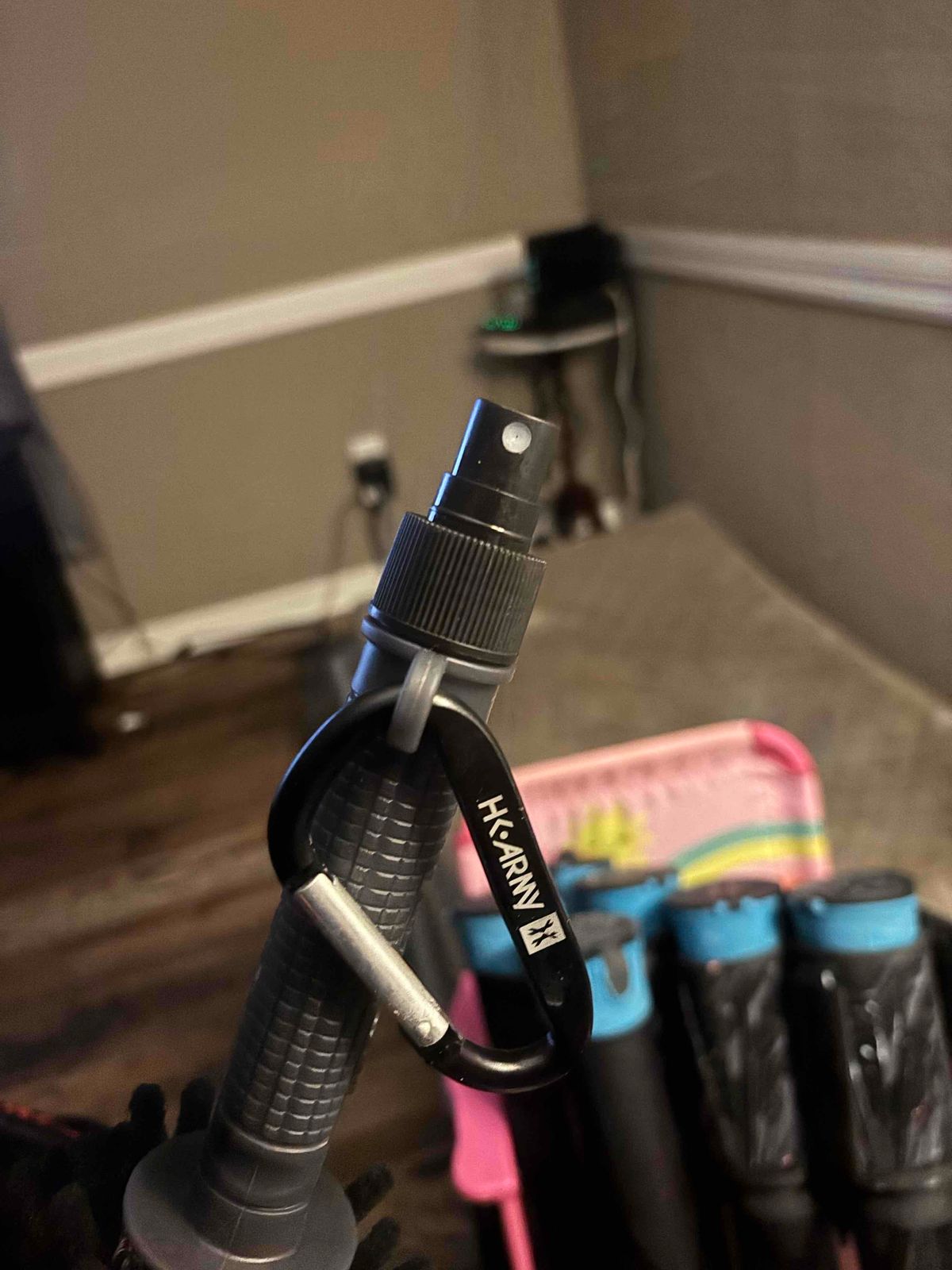Breakout podpack w/ 6 pods and squegy