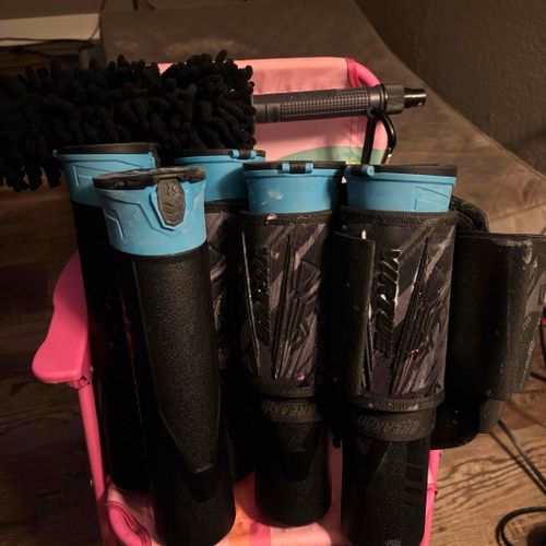 Breakout podpack w/ 6 pods and squegy