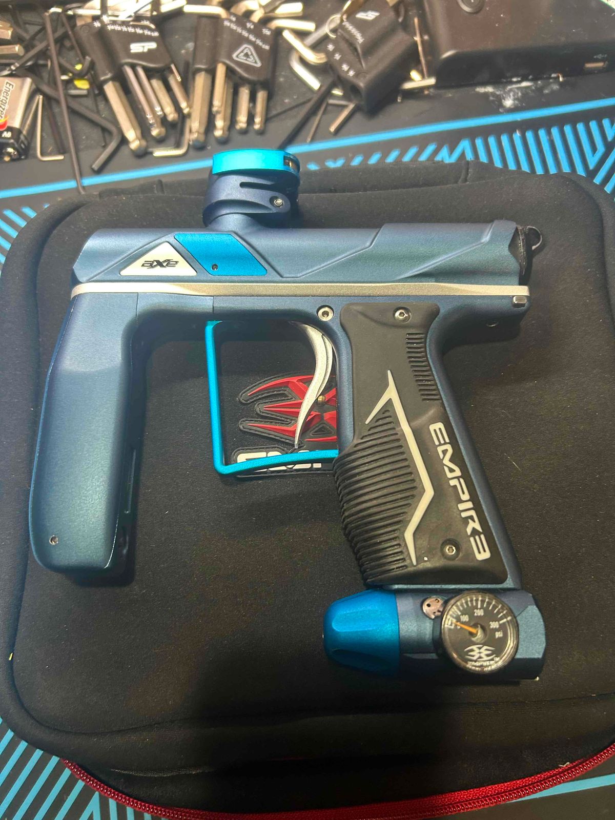 Axe pro