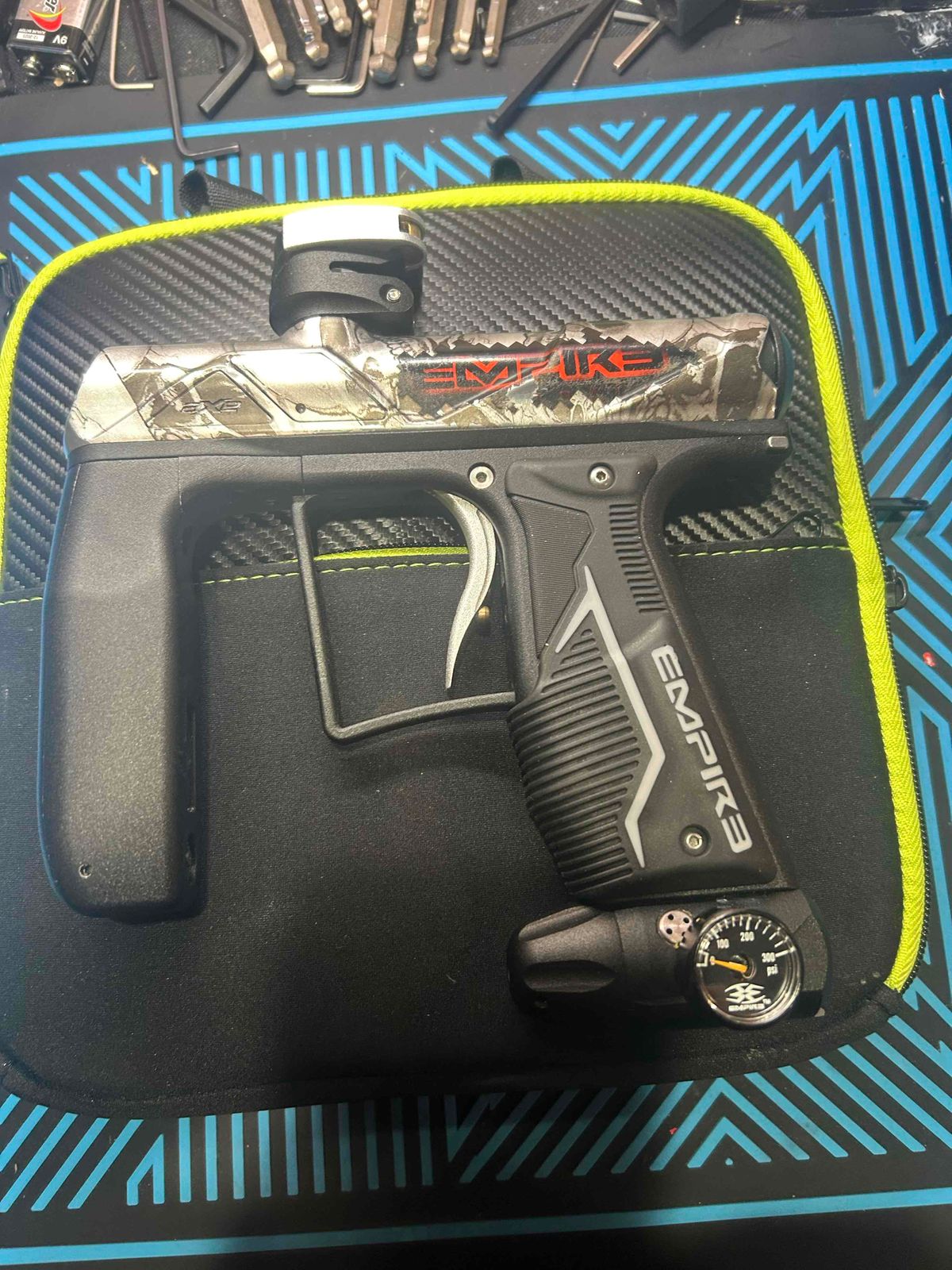 Axe pro