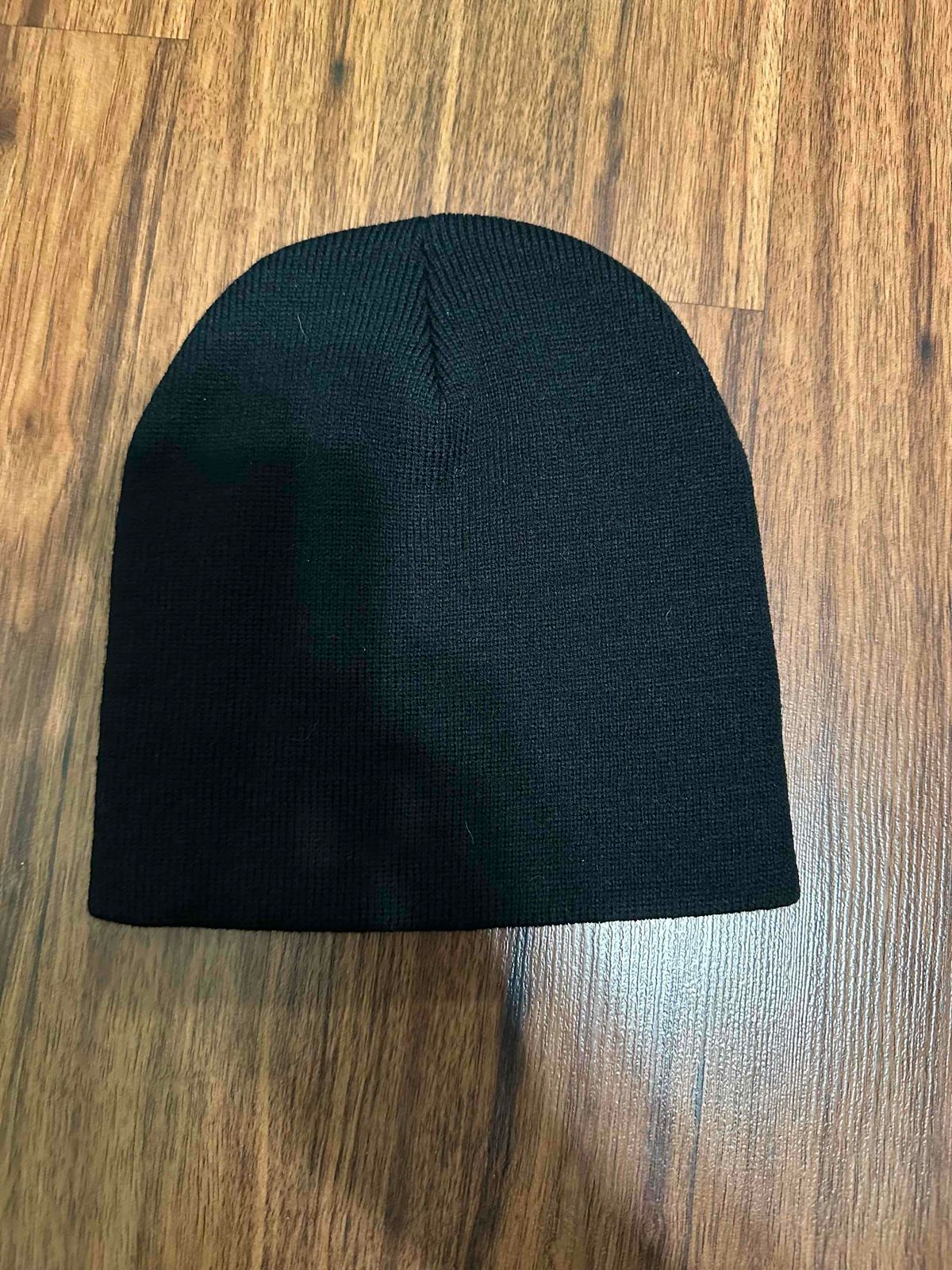 EOTS cuffless beanie 