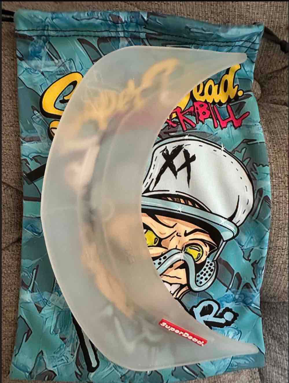 Super Dead Clear Duckbill Never mounted 