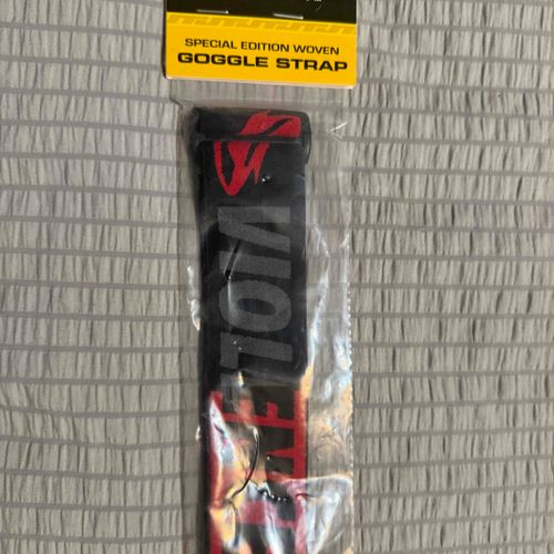 Violence Strap 