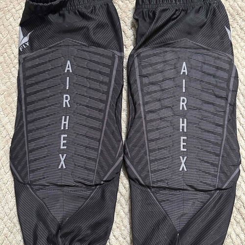 Bunkerkings Fly Compression Knee Pads size Large 