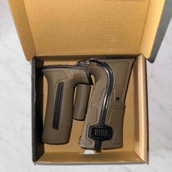Brand New, Never used CS3 Tan Grips
