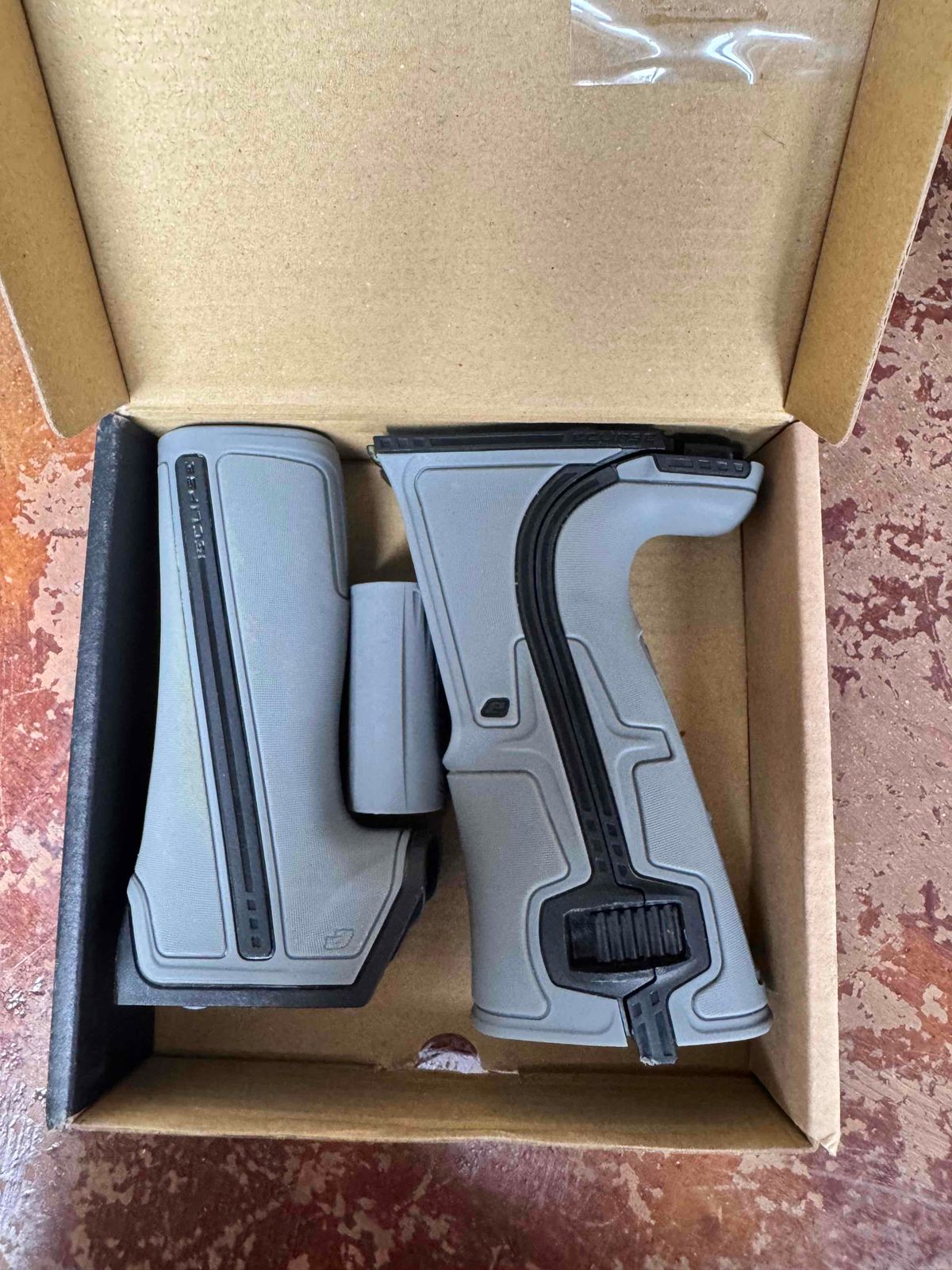 GEO R5 GREY GRIP KIT