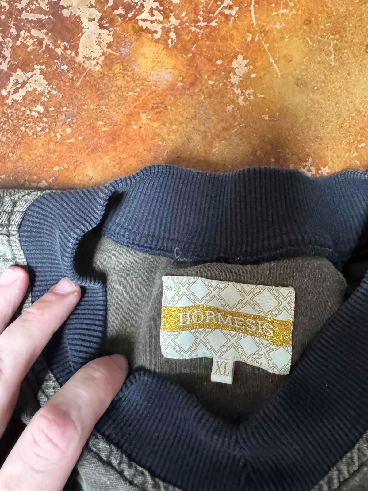 BROWN HORMESIS PULL OVER