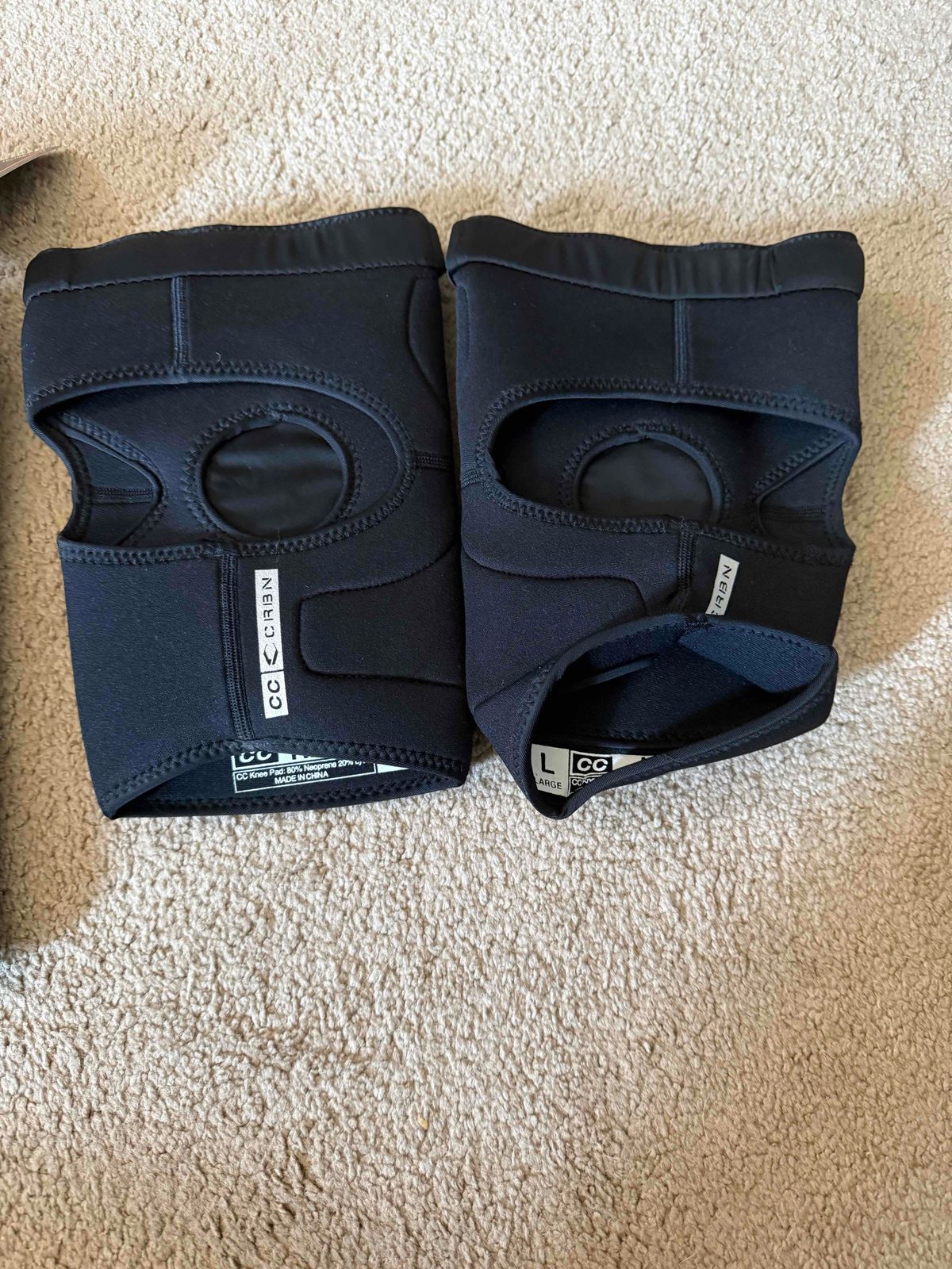 CRBN knee pads