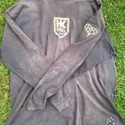 HK ARMY Skull and Swords Longsleeve 