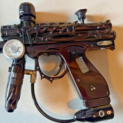 Bob Long 2K5 Species Intimidator