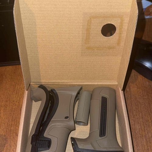 Planet eclipse tan CS2 grips