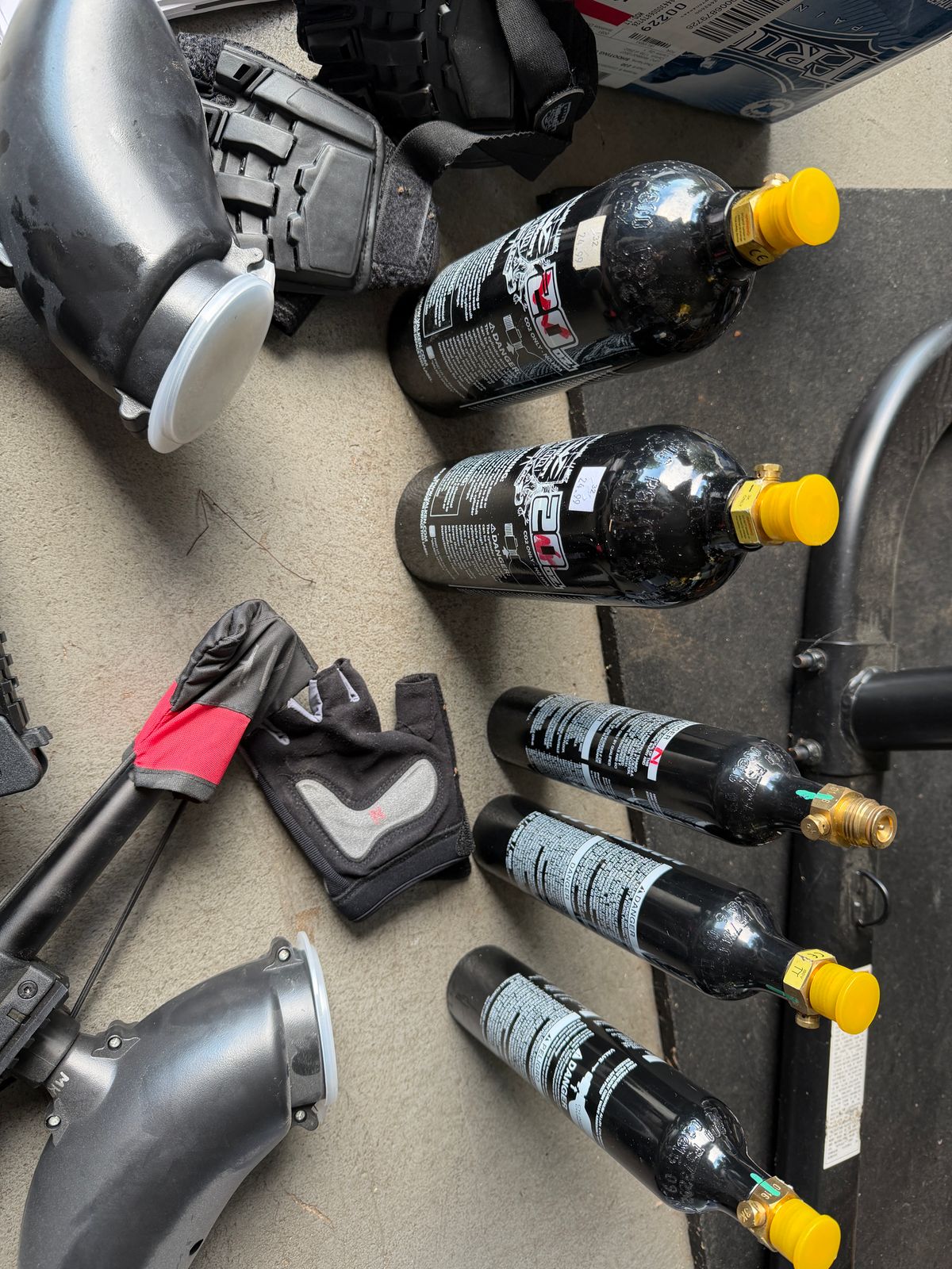 3 paintball guns and accessories 