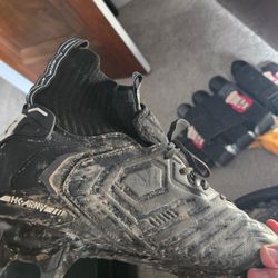 HK Army Diggerz X1 low top Size 13