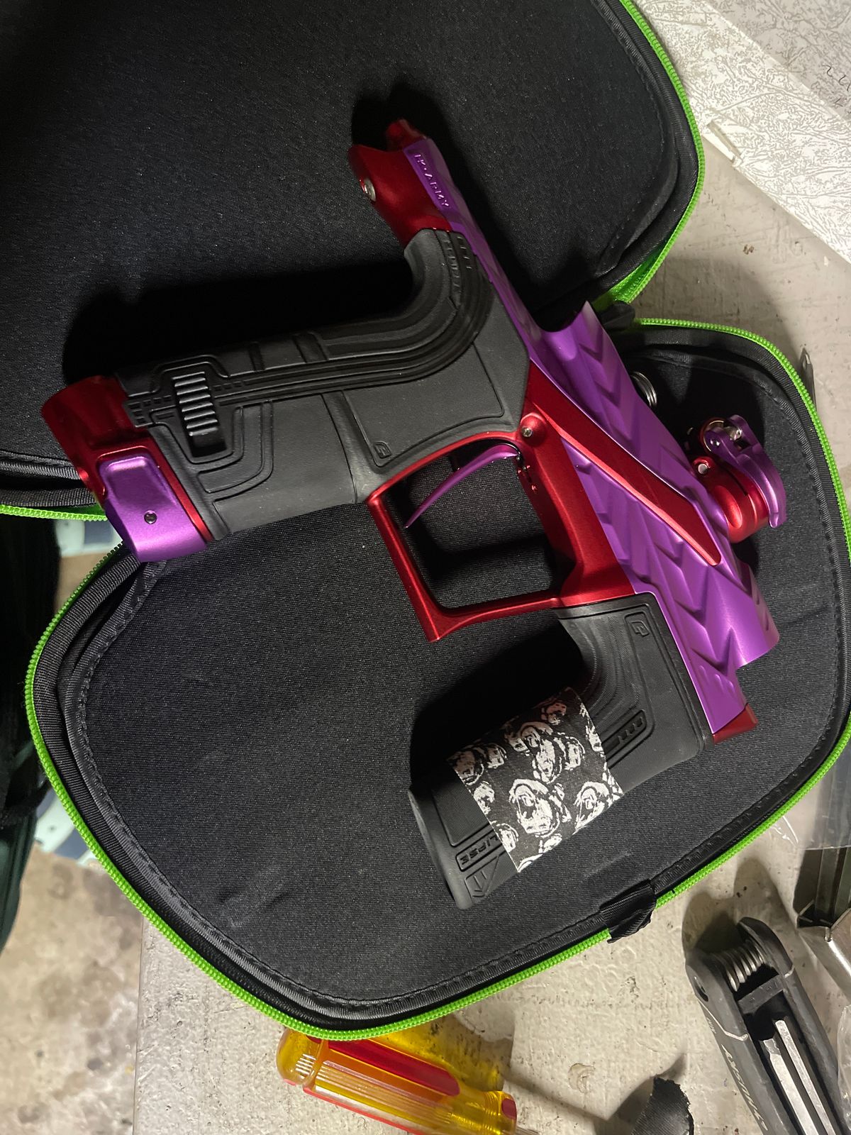 HK Fossil LV2