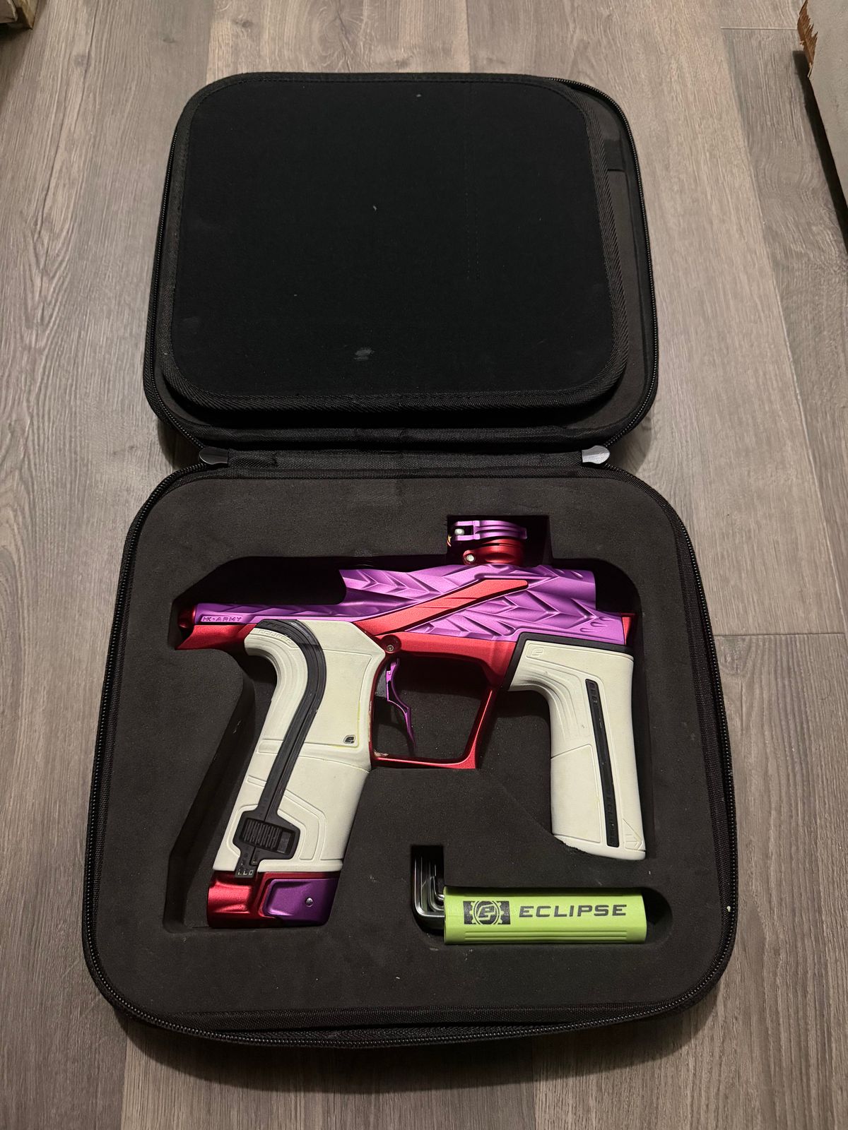 HK Fossil LV2