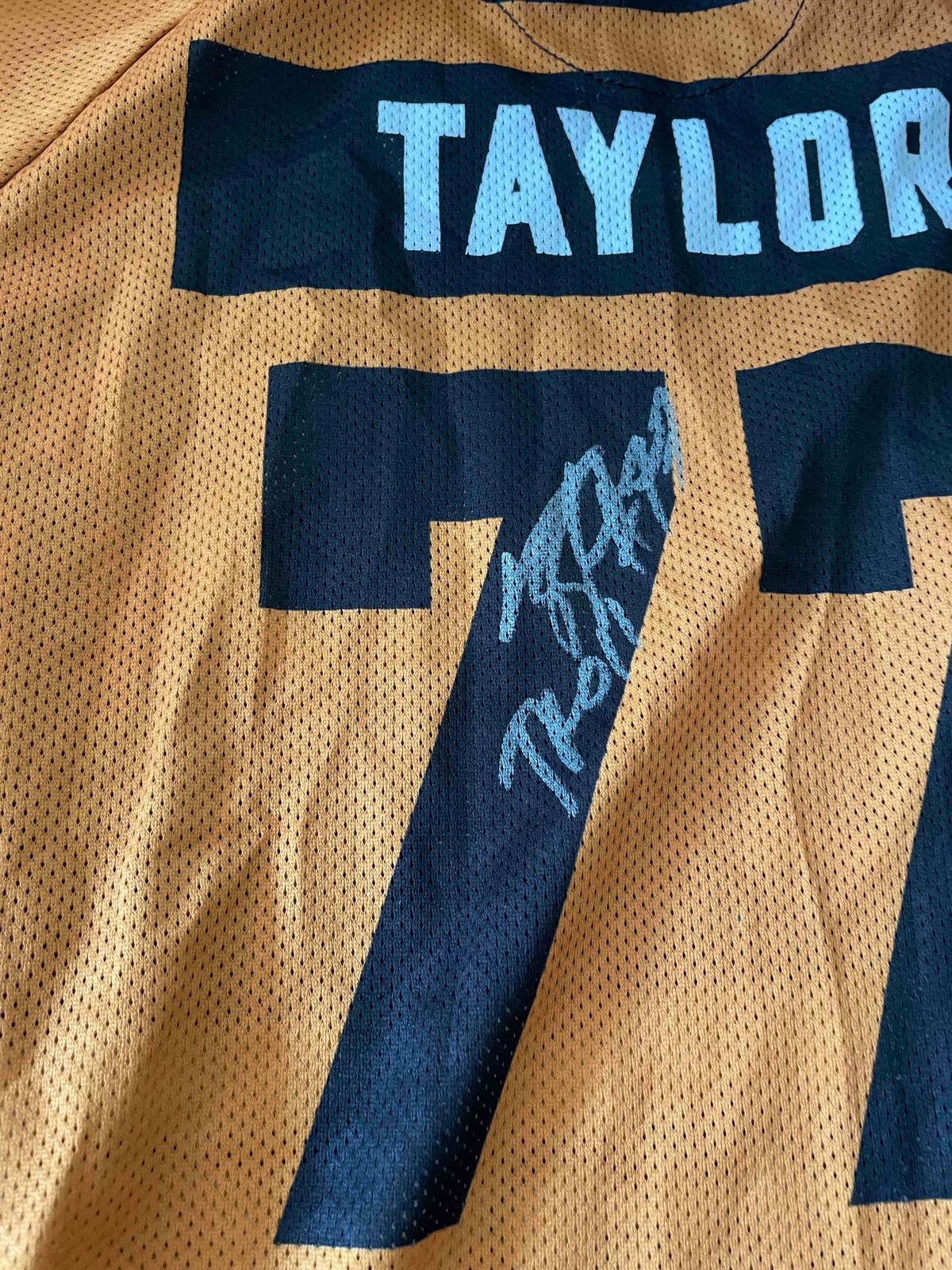 Infamous - Thomas Taylor Jersey 