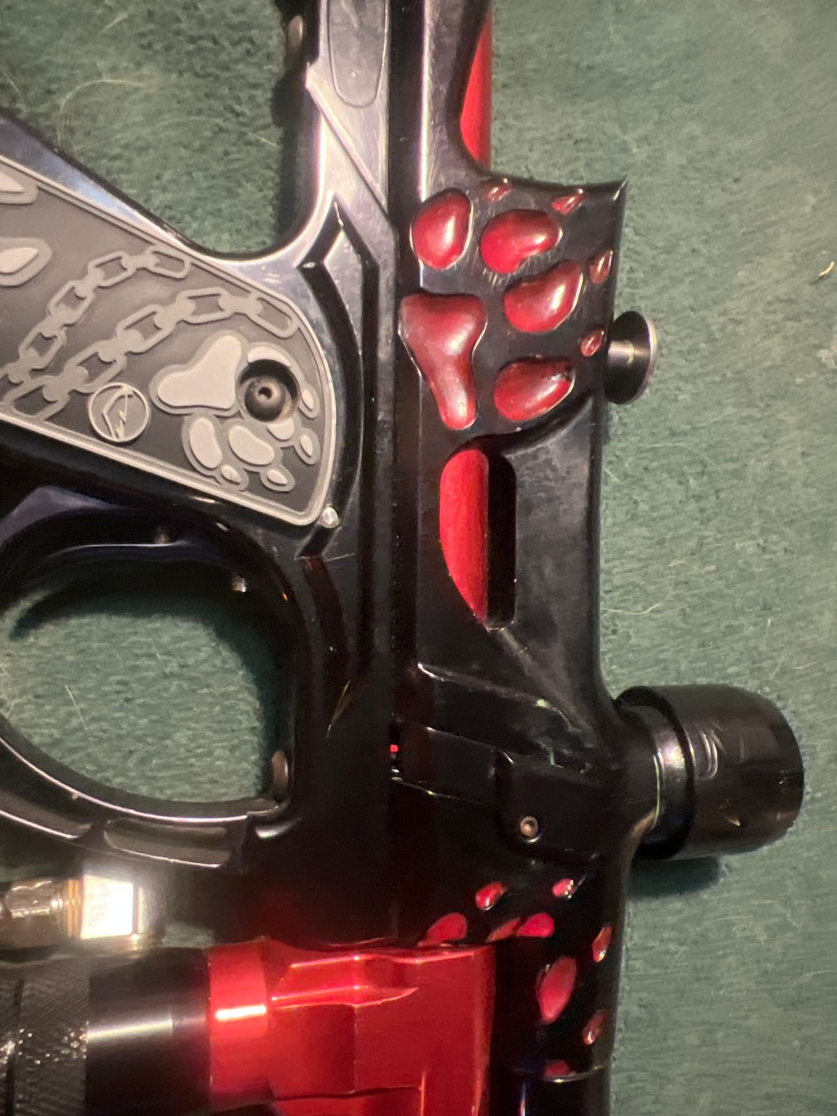 Naughty dogs intimidator team gun. 