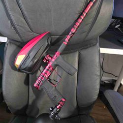 Blood camo infamous cs2 