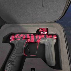 Blood camo infamous cs2 
