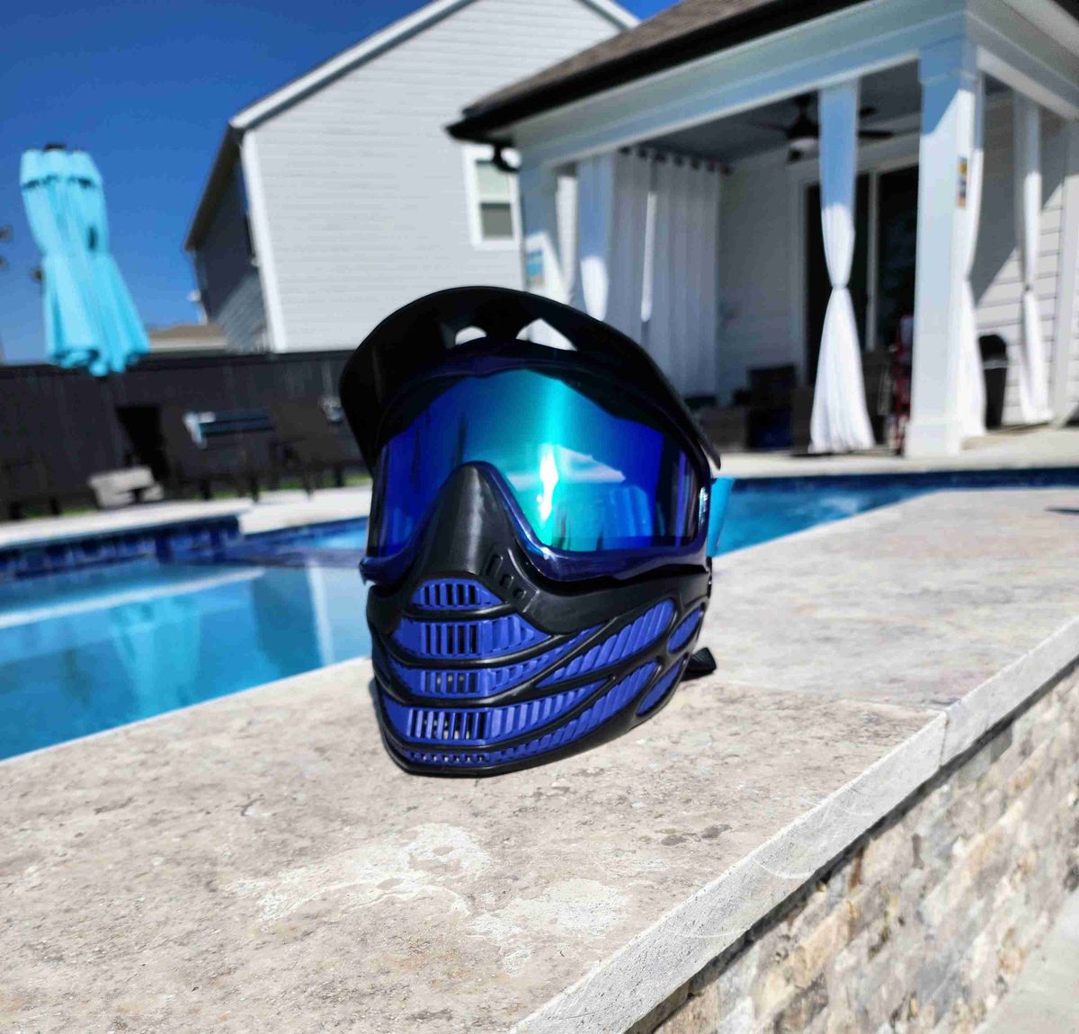 New black/blue F8 w/blue ice frames, sky prism 2.0 lens, XFactor and stock straps.