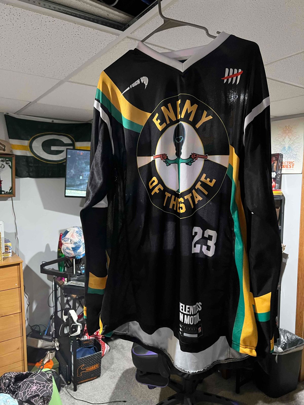 Enemny of The State Area 51 Jersey Size XL