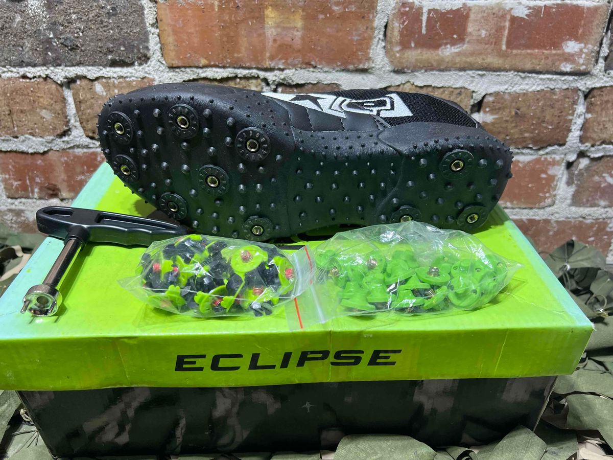 Planet Eclipse paintball cleats 