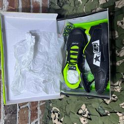 Planet Eclipse paintball cleats 