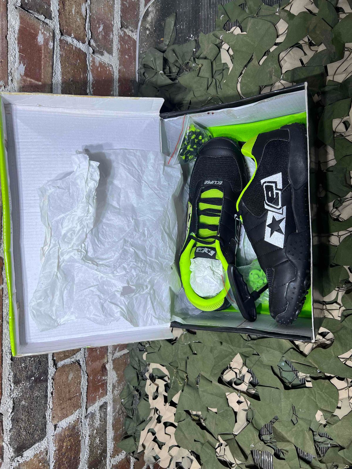 Planet Eclipse paintball cleats 