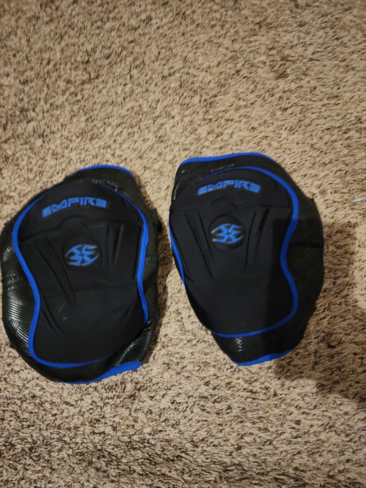 Empire Contact Knee Pads