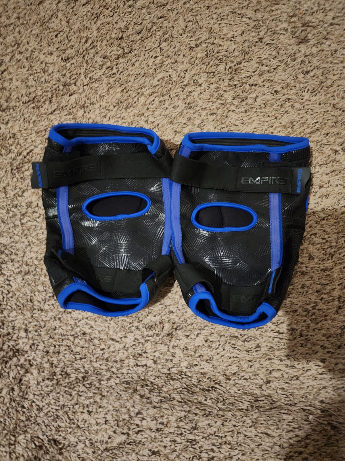 Empire Contact Knee Pads