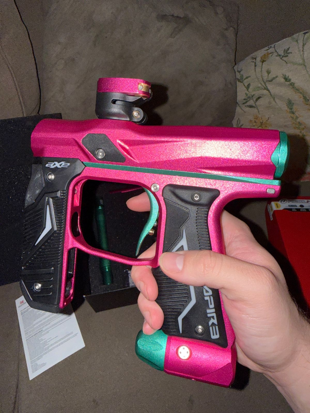 Empire Axe 2.0 Redline Hot Pink/Teal