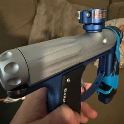 Empire Axe Silver/Blue
