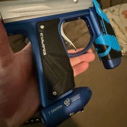 Empire Axe Silver/Blue