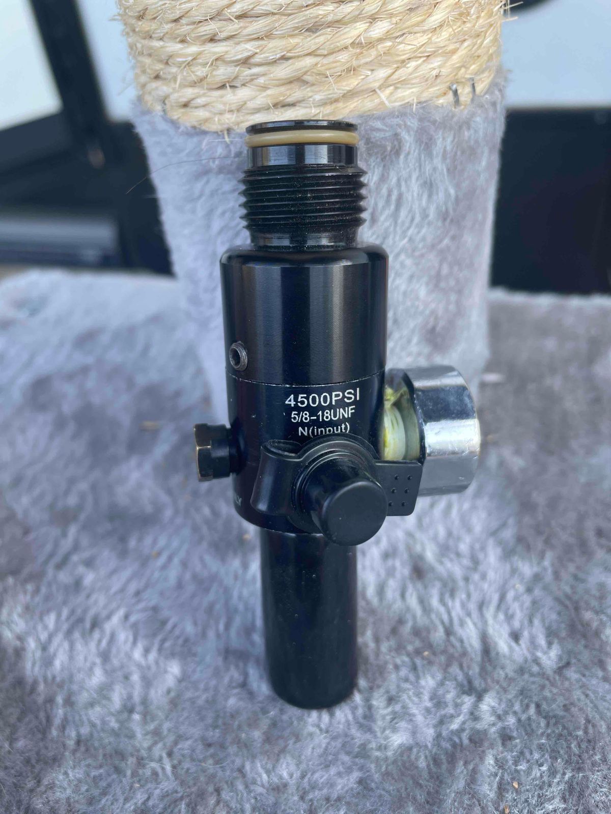 Tank regulator