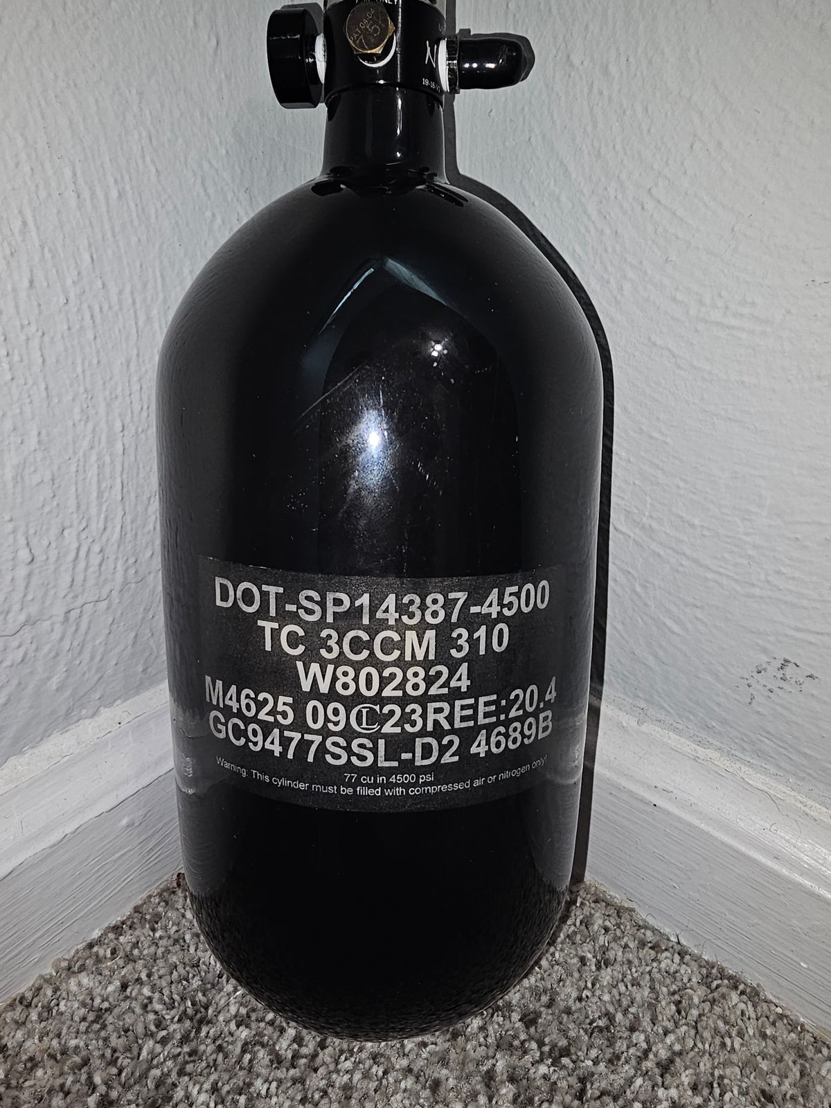 Ninja SL2 77/4500 HPA tank with Ninja Pro v2 Regulator