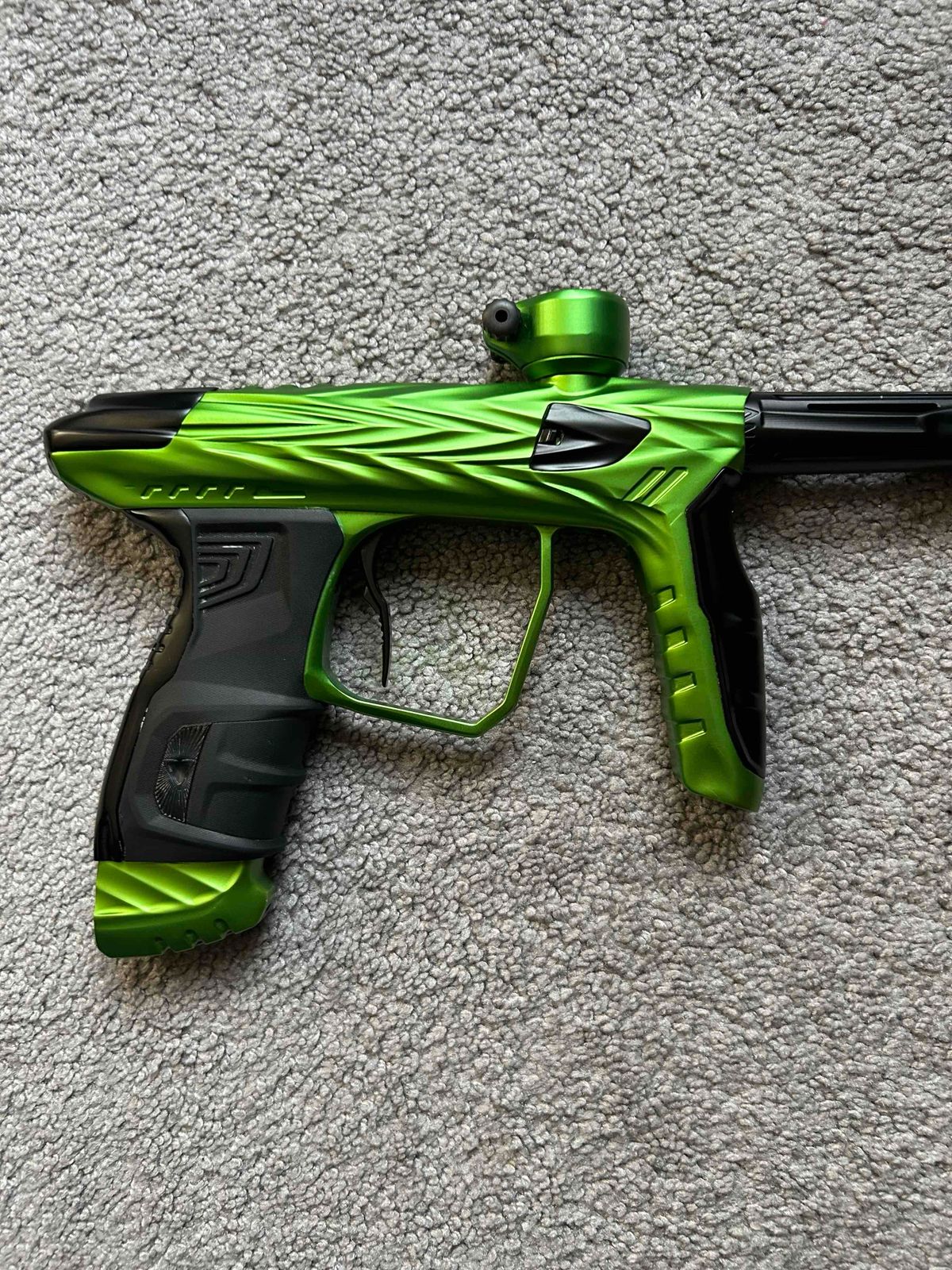 HK DLX Shredder IDOL (w/ Method bolt & Mech frame)