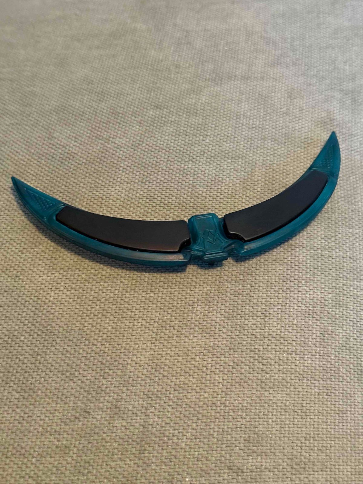 SUPERDEAD RAINSHADE V2 - custom teal