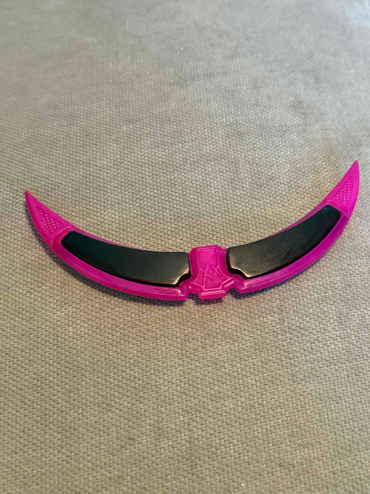 Superdead Rainshade - new version - custom glow pink